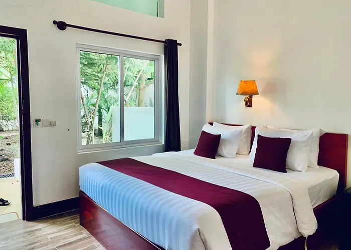 Lucky Garden Boutique 4*